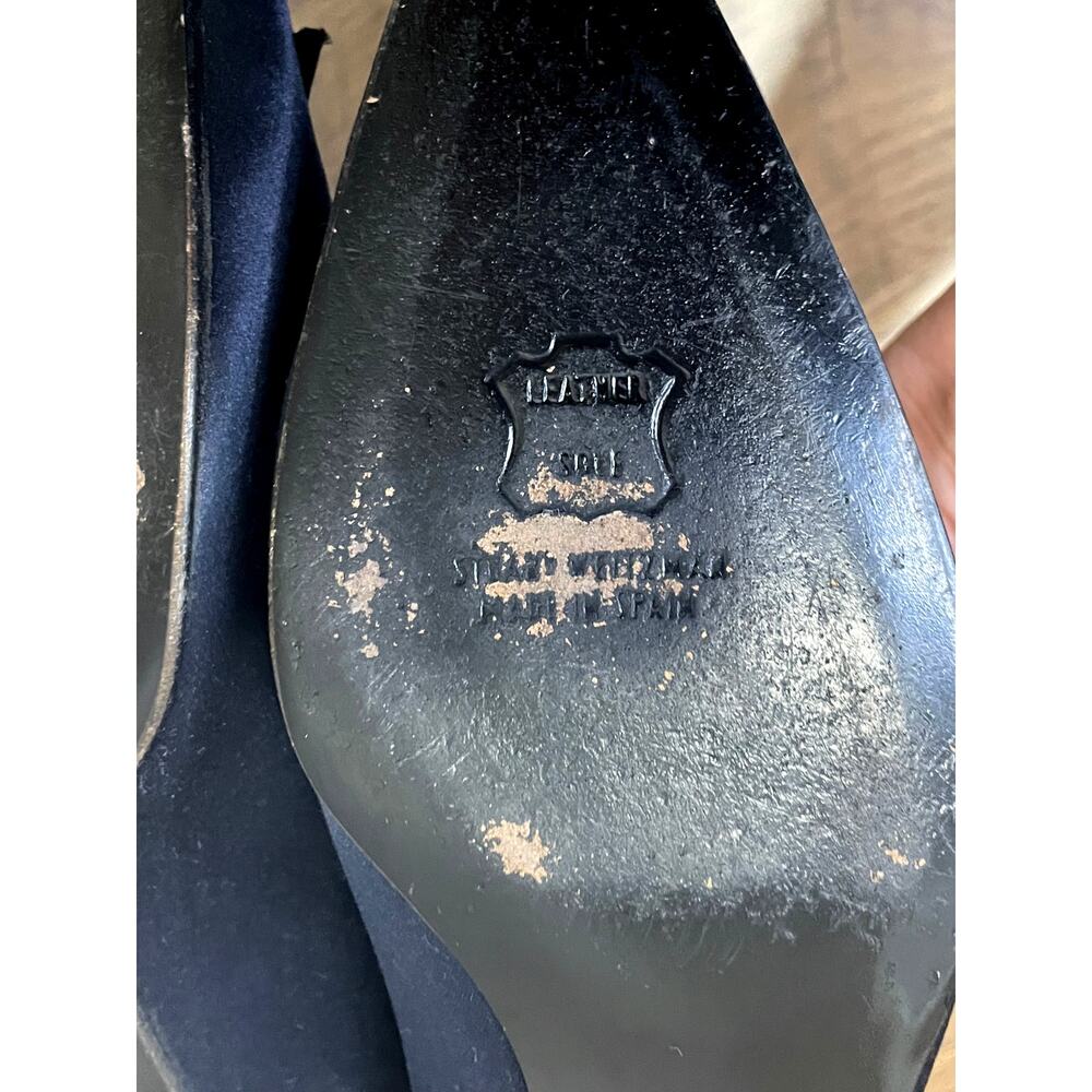 Stuart Weitzman Satin Heels Designer Navy Blue Pointed Toe Sz 8.5M - Picture 11 of 11